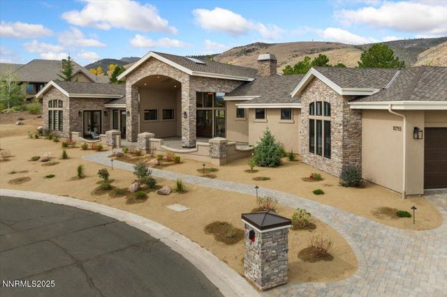 10755 Renegade Court, Reno, NV 89511