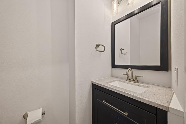 11812 Chanteloup Drive, Houston, TX 77047