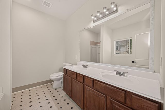 11812 Chanteloup Drive, Houston, TX 77047