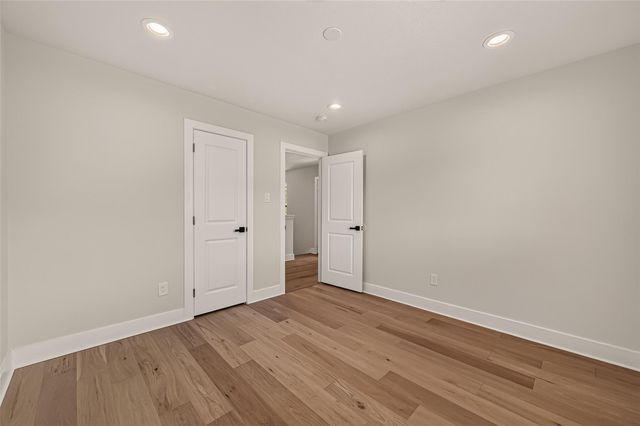 11812 Chanteloup Drive, Houston, TX 77047