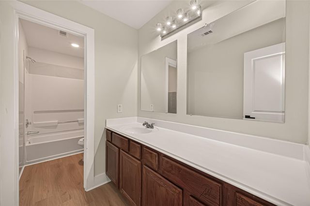 11812 Chanteloup Drive, Houston, TX 77047