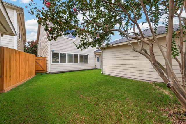 11812 Chanteloup Drive, Houston, TX 77047
