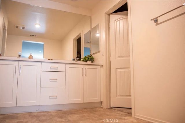 1766 Park Place, Riverside, CA 92501