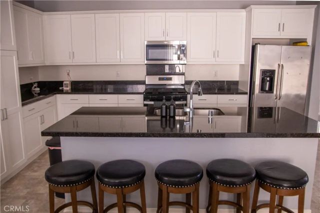 1766 Park Place, Riverside, CA 92501
