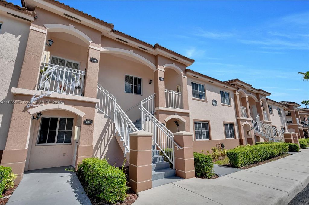 1261 SE 27th St 203, Homestead, FL 33035
