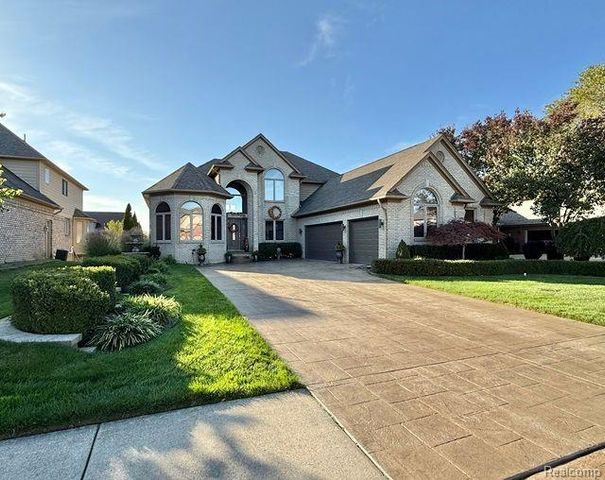 50493 Nesting Ridge Drive, Macomb, MI 48044