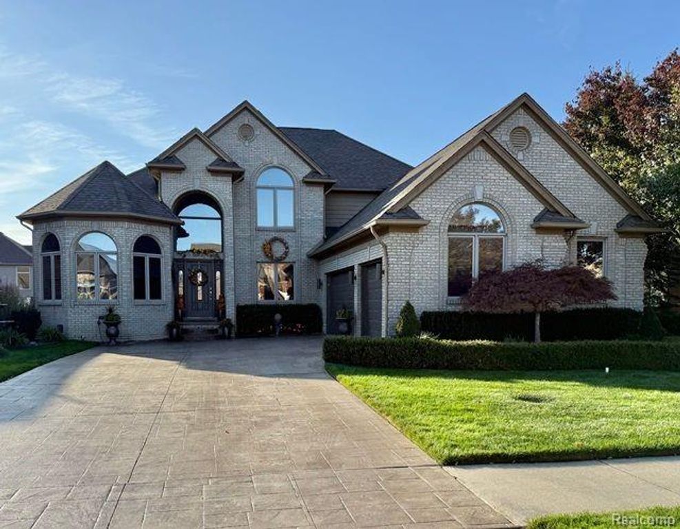 50493 Nesting Ridge Drive, Macomb, MI 48044