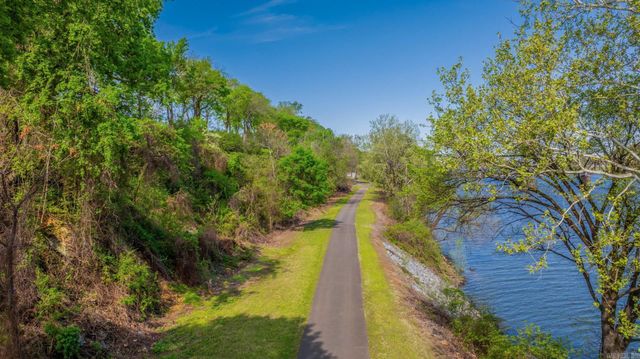 800 North St Apt 56, Little Rock, AR 72201