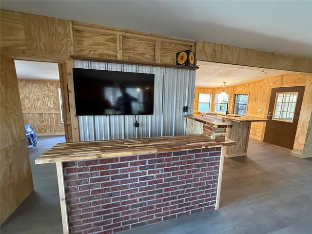 27834 VEVA AVENUE, Paisley, FL 32767