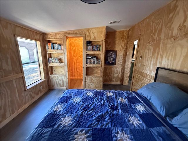 27834 VEVA AVENUE, Paisley, FL 32767