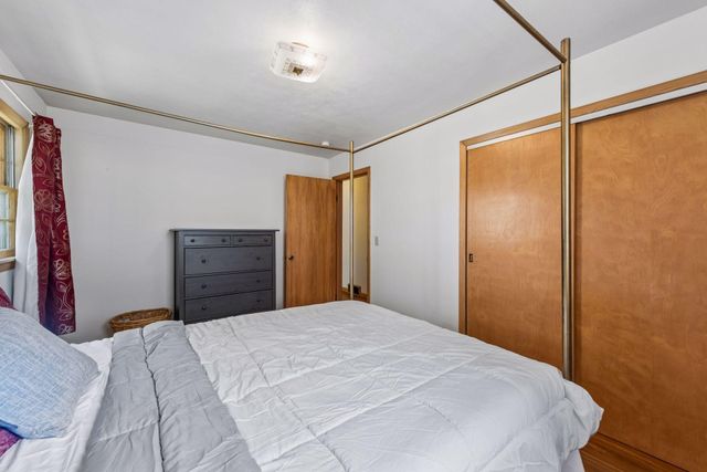1073 Eleanor Avenue, Saint Paul, MN 55116