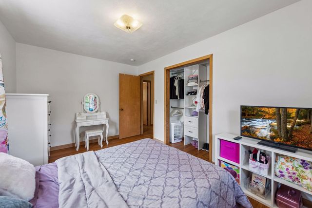 1073 Eleanor Avenue, Saint Paul, MN 55116