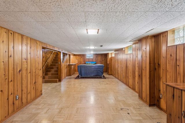 1073 Eleanor Avenue, Saint Paul, MN 55116