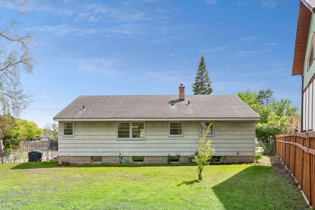 1073 Eleanor Avenue, Saint Paul, MN 55116