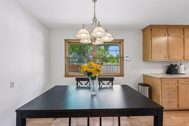 1073 Eleanor Avenue, Saint Paul, MN 55116