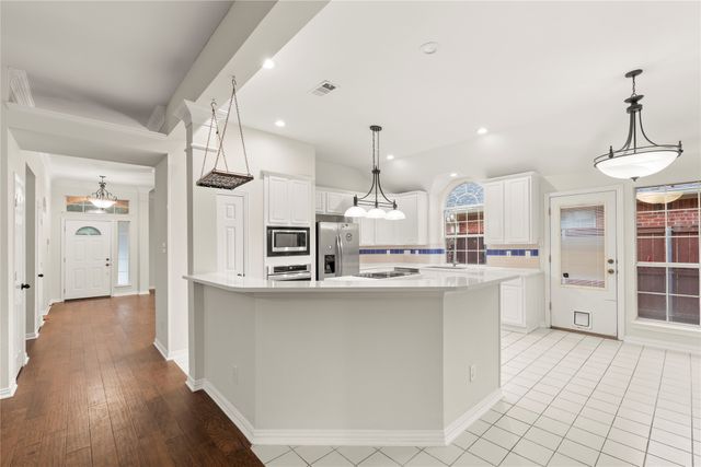 8513 Mill Creek Road, Irving, TX 75063