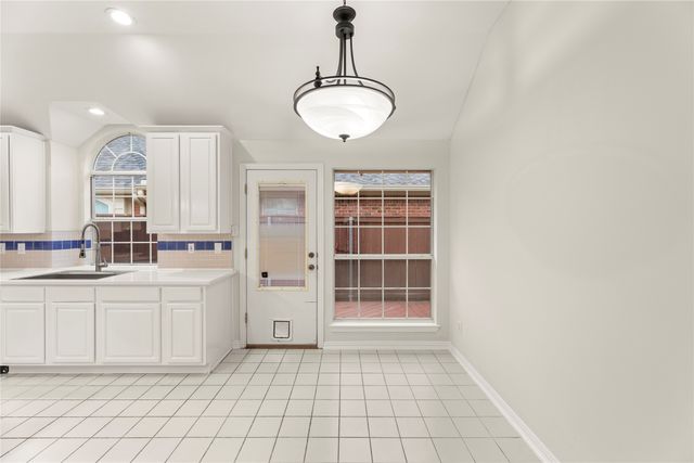 8513 Mill Creek Road, Irving, TX 75063