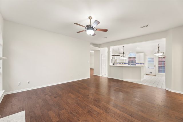 8513 Mill Creek Road, Irving, TX 75063