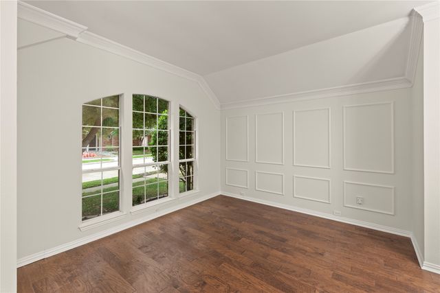 8513 Mill Creek Road, Irving, TX 75063