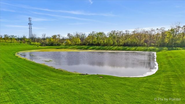 8219 Squirrel Drive, Spring Grove, IL 60081