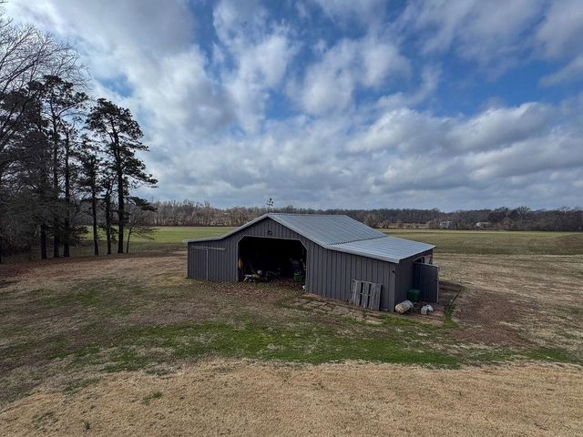 127 WALTON LOOP RD, Covington, TN 38019