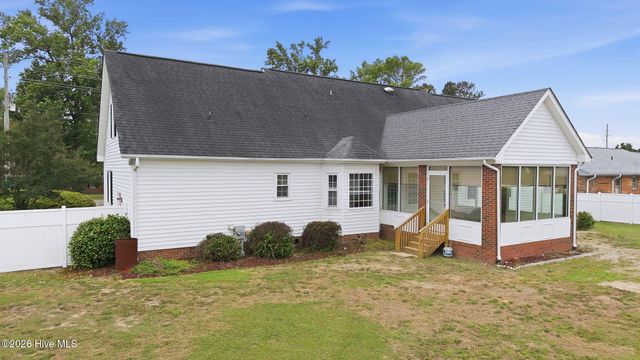 512 Buck Swamp Road, Goldsboro, NC 27530