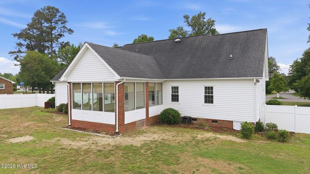 512 Buck Swamp Road, Goldsboro, NC 27530