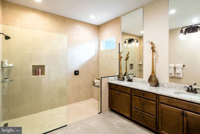 90 RESORT BLVD, Dover, DE 19904