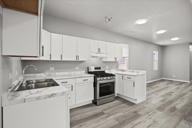 4731 S Laflin Street 2, Chicago, IL 60609