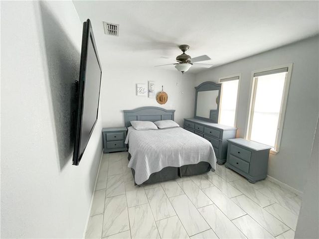 15321 Beaufort Ct, Corpus Christi, TX 78418
