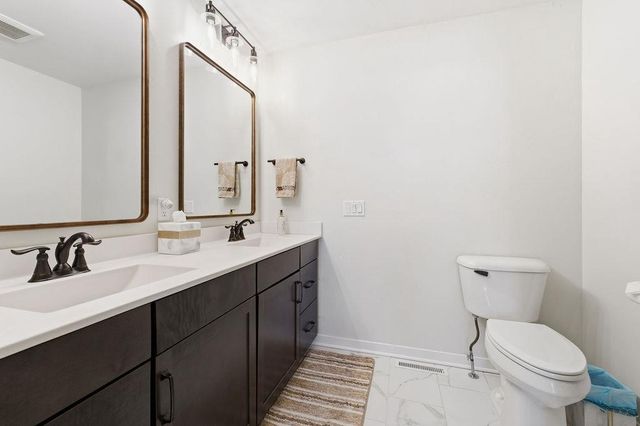 1365 CANDLELIGHT LANE, Fond Du Lac, WI 54937