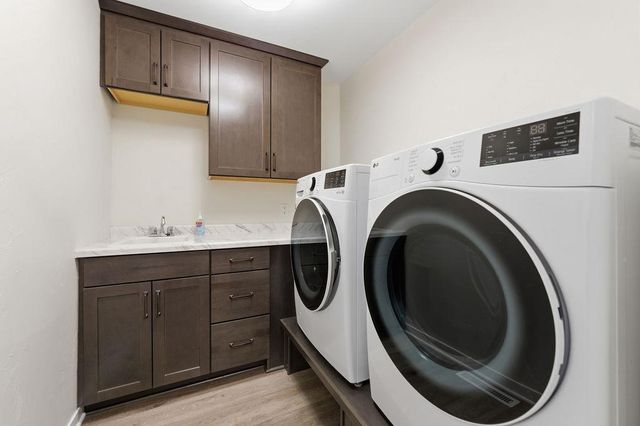 1365 CANDLELIGHT LANE, Fond Du Lac, WI 54937