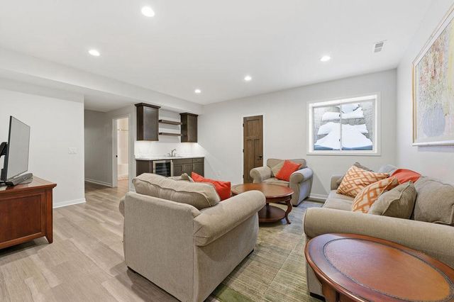 1365 CANDLELIGHT LANE, Fond Du Lac, WI 54937