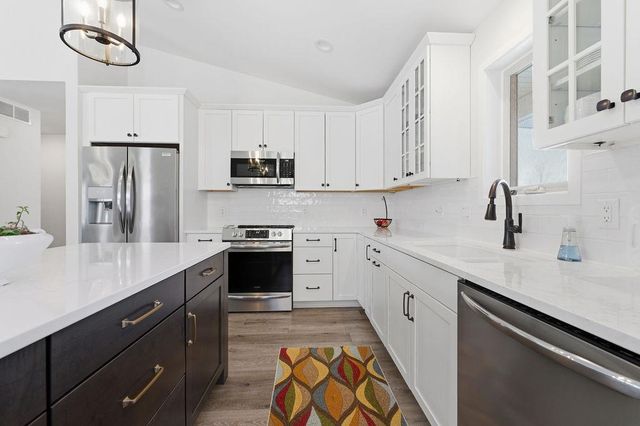 1365 CANDLELIGHT LANE, Fond Du Lac, WI 54937