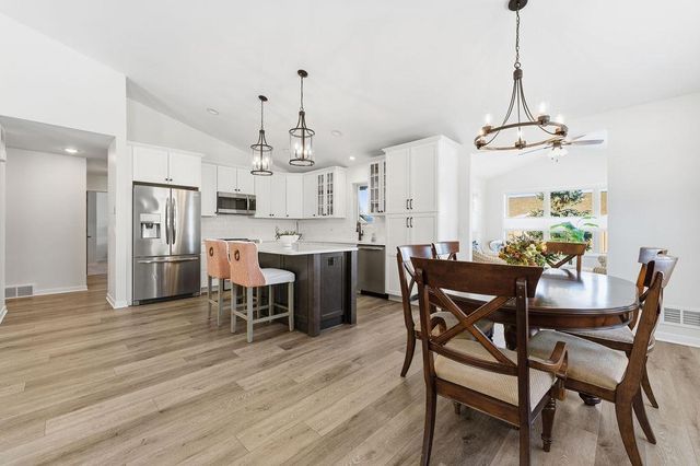 1365 CANDLELIGHT LANE, Fond Du Lac, WI 54937