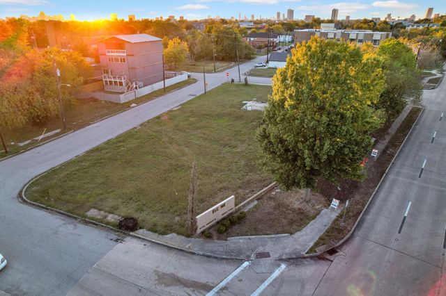 3217 Webster Street, Houston, TX 77004