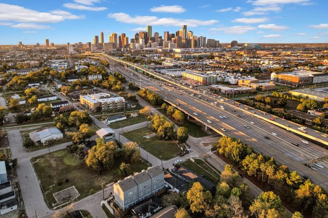 3217 Webster Street, Houston, TX 77004