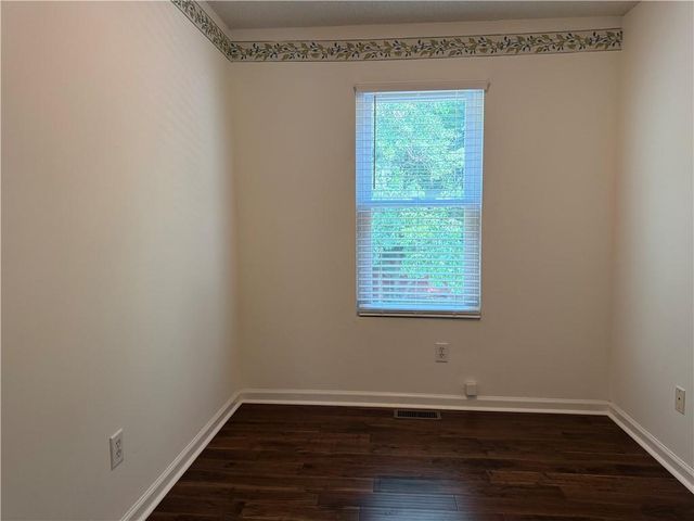 5955 Graywood Circle SE, Mableton, GA 30126
