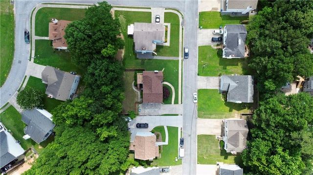 5955 Graywood Circle SE, Mableton, GA 30126