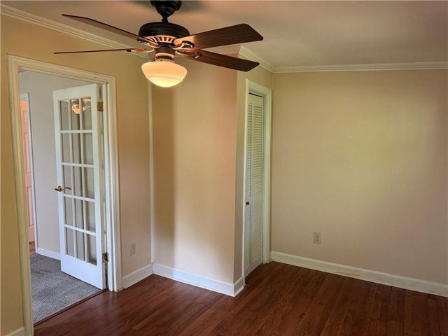5955 Graywood Circle SE, Mableton, GA 30126