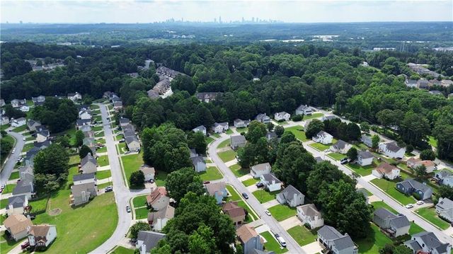 5955 Graywood Circle SE, Mableton, GA 30126