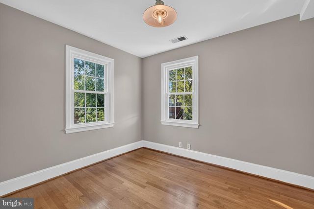 1316 SOMERSET PL NW, Washington, DC 20011