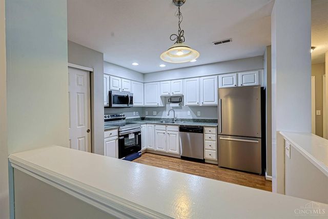 6975 Summit Lake Drive, Green Twp, OH 45247
