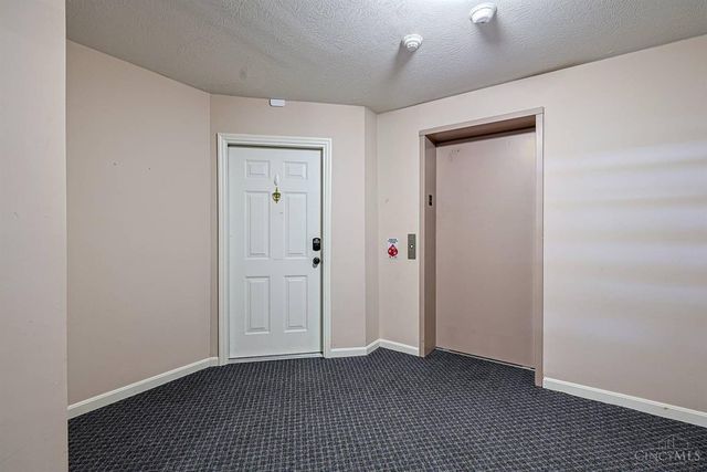 6975 Summit Lake Drive, Green Twp, OH 45247