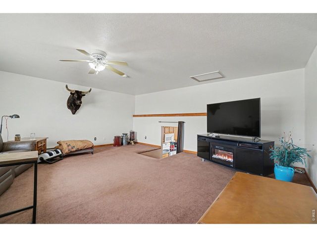 205 6th St, Mead, CO 80542