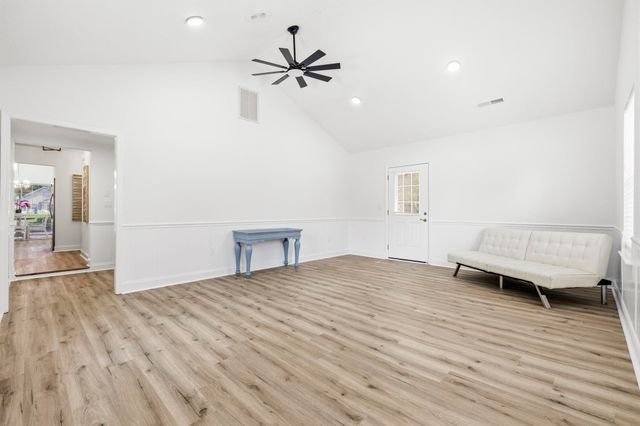 1626 Coventry Rd., Myrtle Beach, SC 29575