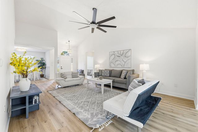 1626 Coventry Rd., Myrtle Beach, SC 29575