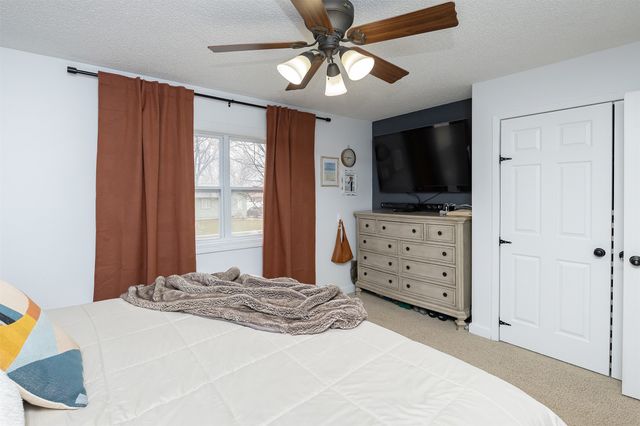 1506 NW Applewood Street, Ankeny, IA 50023