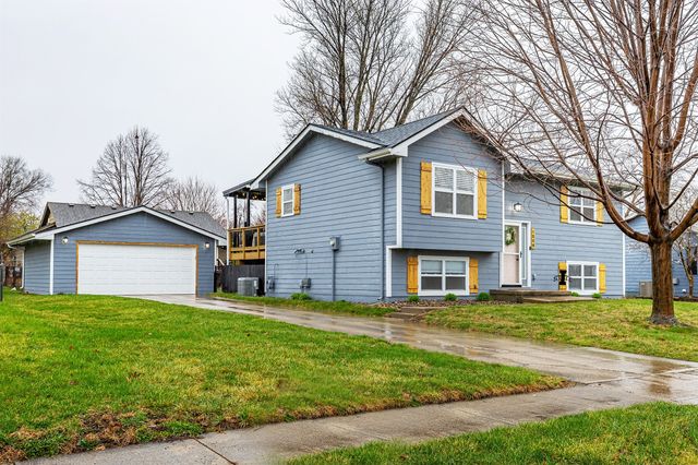 1506 NW Applewood Street, Ankeny, IA 50023