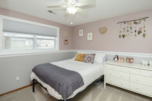 1506 NW Applewood Street, Ankeny, IA 50023